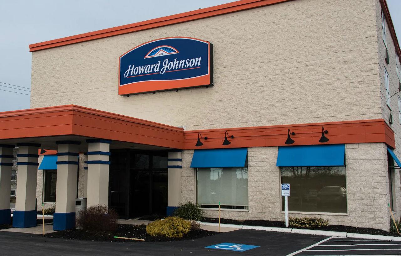 Howard Johnson By Wyndham Portsmouth Exterior foto